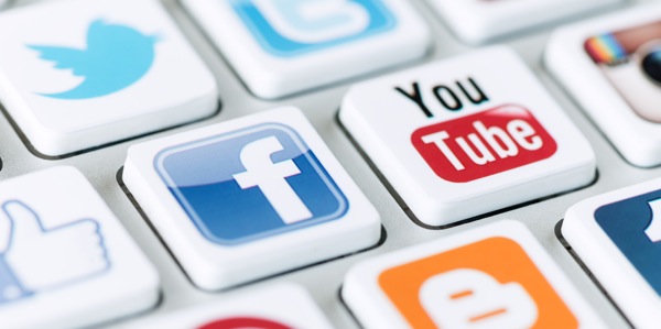 youtube-vs-facebook