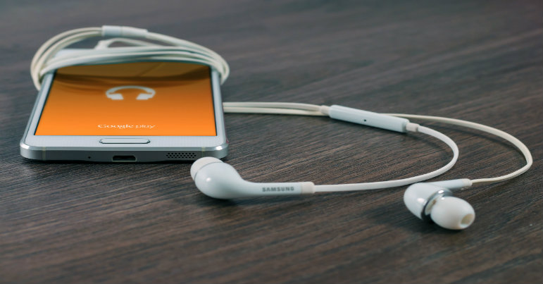 Top 5 business and marketing podcasts