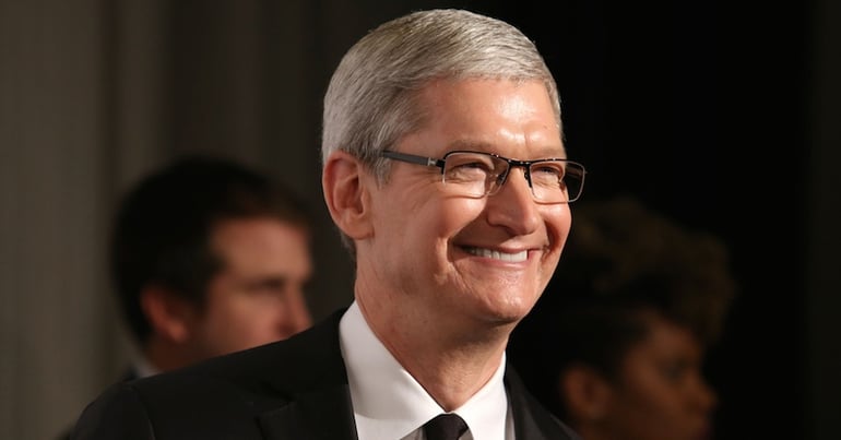 tim-cook-yuckin-it.jpg tim-cook-yuckin-it.jpg